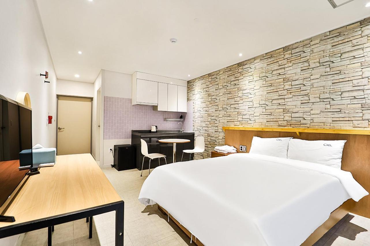 Ciel Mini Hotel Кёнджу Экстерьер фото