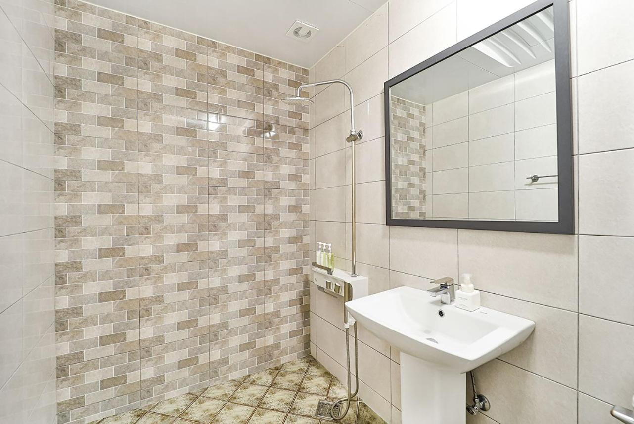 Ciel Mini Hotel Кёнджу Экстерьер фото