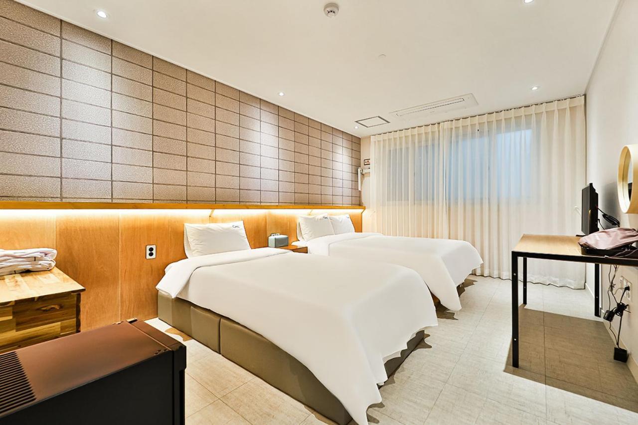 Ciel Mini Hotel Кёнджу Экстерьер фото